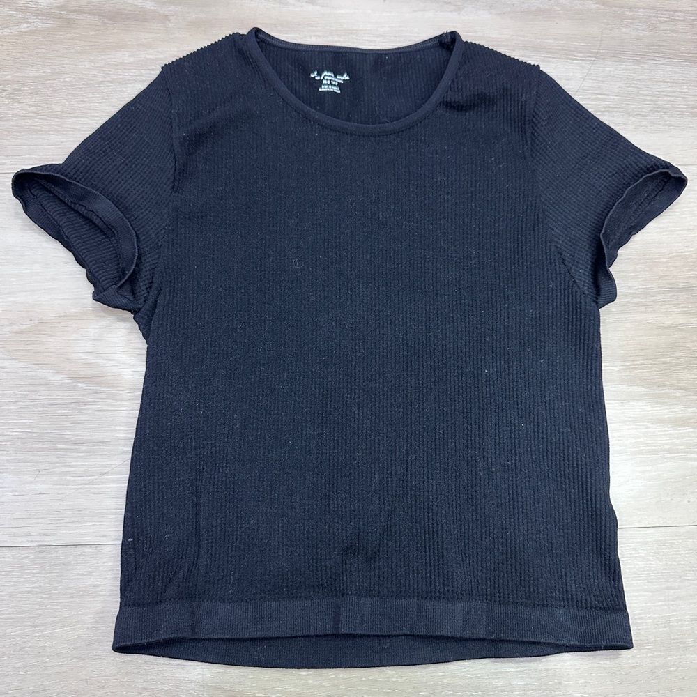 UO Out From Under Everyday Seamless Ribbed Tee in Black, size XS/S